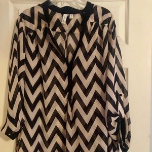 Women’s Plus Size Chevron Tunic Blouse